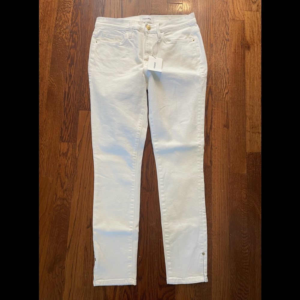 FRAME: BRAND NEW WHITE jeans